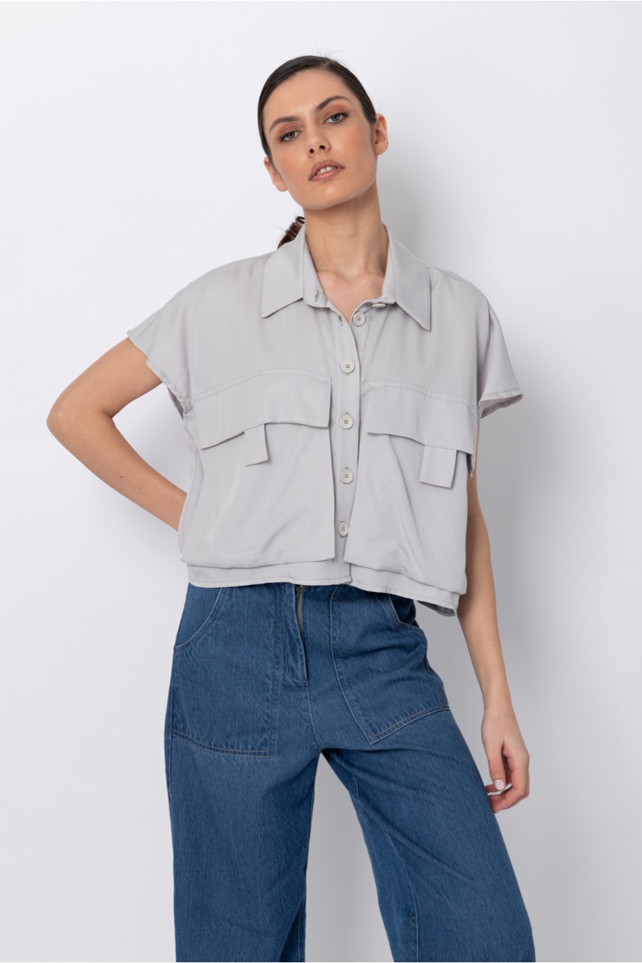 ΠΟΥΚΑΜΙΣΟ CROP ΜΕ ΕΞΩΤΕΡΙΚΕΣ ΤΣΕΠΕΣ ZOE BLACK