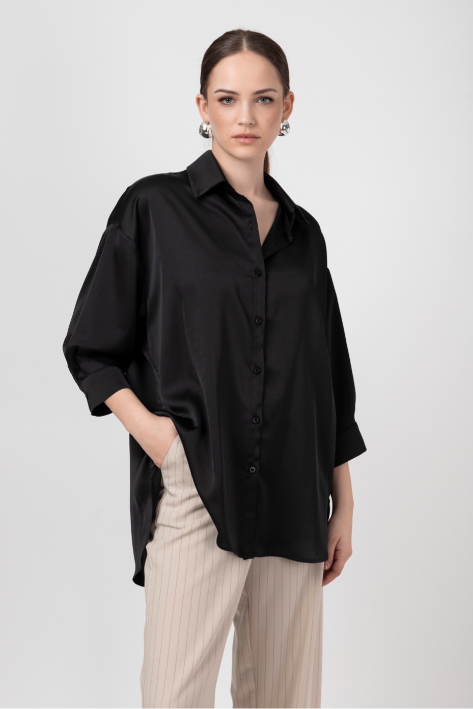 ΠΟΥΚΑΜΙΣΟ ΣΑΤΕΝ OVERSIZED ZOE BLACK