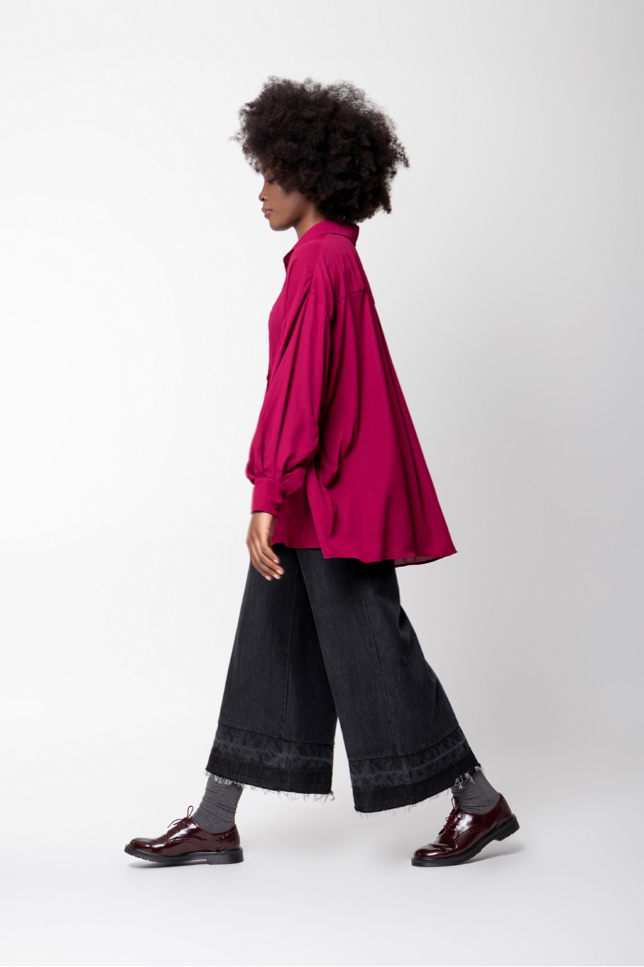 ΠΟΥΚΑΜΙΣΟ OVERSIZED ΜΕ ΔΙΑΦΑΝΕΙΑ